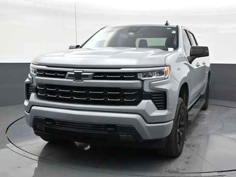 Used 2024 Chevrolet Silverado 1500 RST RWD image 8