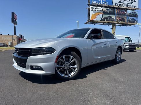 Used 2023 Dodge Charger SXT AWD/4WD image 1