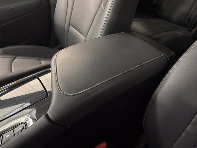 Used 2023 Buick Enclave Essence FWD image 24