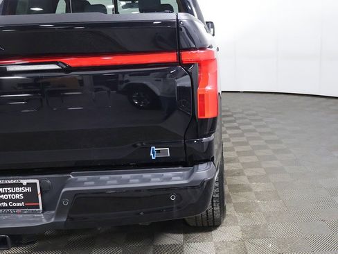 Used 2025 Ford F150 Lightning Lariat image 19