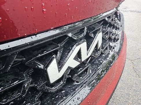 Certified 2023 Kia Sorento S FWD image 16
