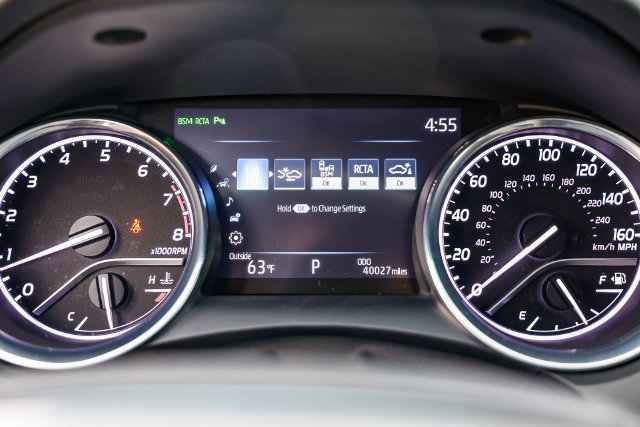 Used 2020 Toyota Camry XLE w/ Driver Assist Package FWD image 16