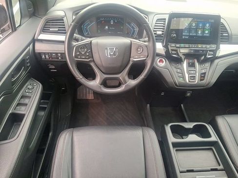 Certified 2024 Honda Odyssey Sport image 12