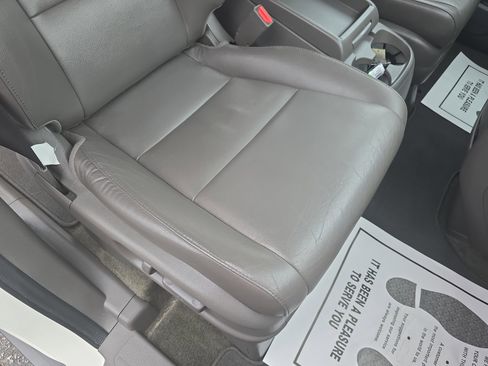 Used 2015 Honda Odyssey EX-L image 10