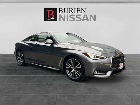 Used 2022 INFINITI Q60 3.0t Luxe w/ Essential Package RWD image 7