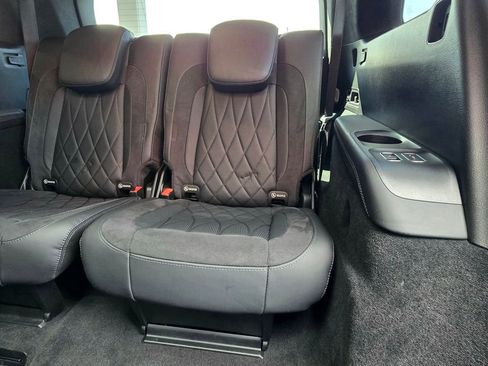 Used 2021 Mercedes-Benz GLS 63 AMG 4MATIC w/ Acoustic Comfort Package image 23