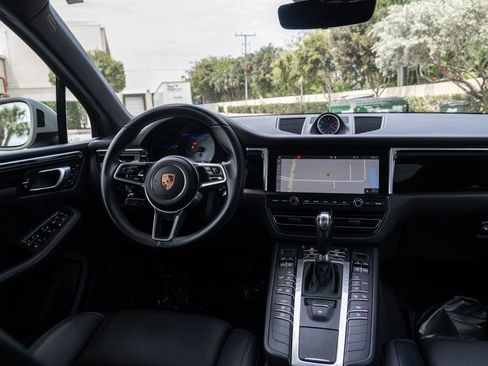 Used 2019 Porsche Macan S AWD/4WD image 19