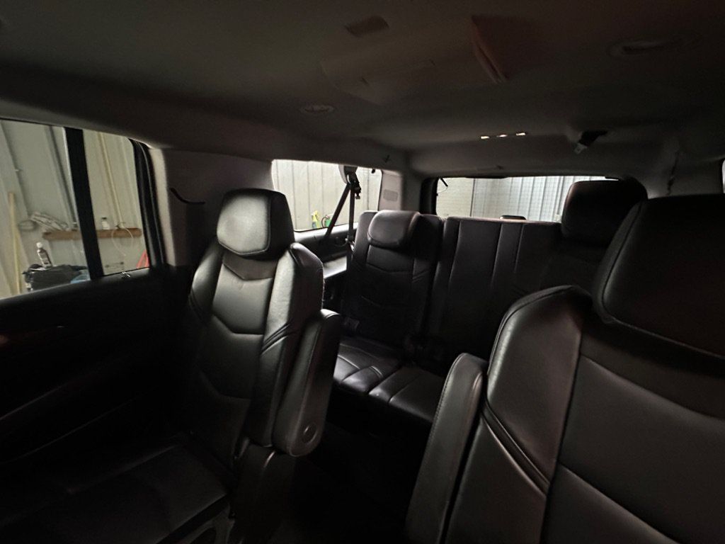 Used 2015 Cadillac Escalade ESV Premium AWD/4WD image 7