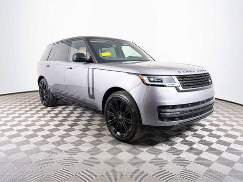 Used 2025 Land Rover Range Rover Long Wheelbase SE AWD/4WD image 3