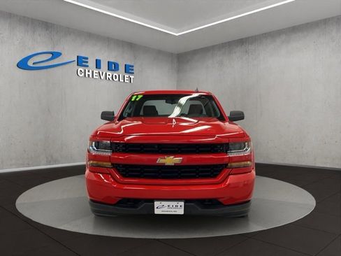 Used 2017 Chevrolet Silverado 1500 Custom w/ Custom Convenience Package image 8
