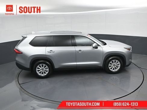 Used 2024 Toyota Grand Highlander AWD image 51