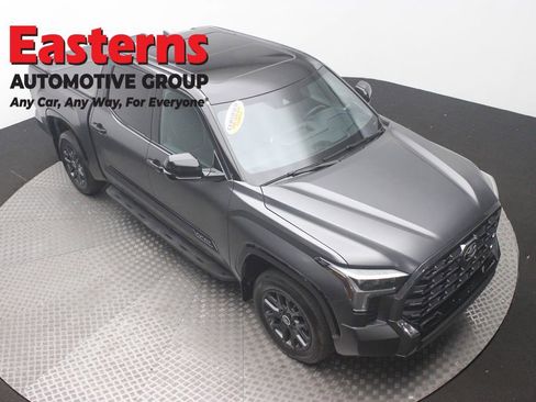 Used 2024 Toyota Tundra Platinum image 3