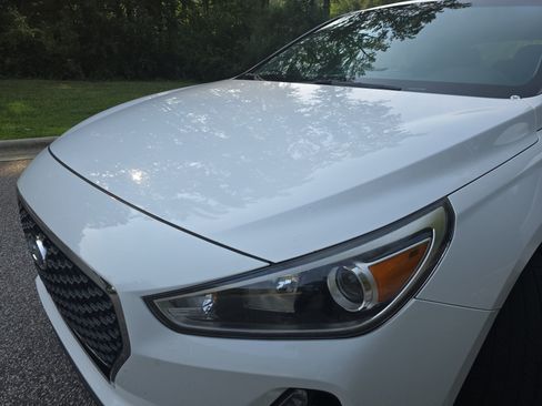 Used 2018 Hyundai Elantra GT FWD image 29