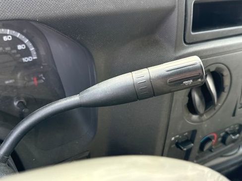 Used 2019 Ford E-450 and Econoline 450 Super Duty w/ Power Windows & Locks Group image 24