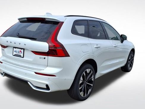 New 2026 Volvo XC60 B5 Plus w/ Protection Package Premier image 8
