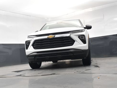 New 2026 Chevrolet TrailBlazer LS w/ LS Convenience Package AWD/4WD image 12