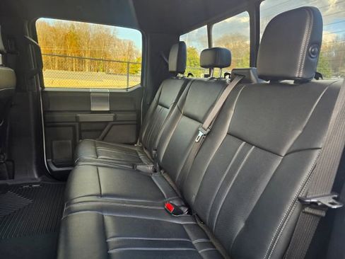 Used 2015 Ford F150 XLT w/ Equipment Group 302A Luxury image 17