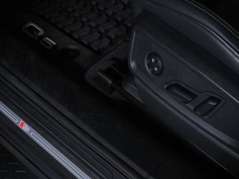 Used 2025 Audi Q5 2.0T Premium image 20