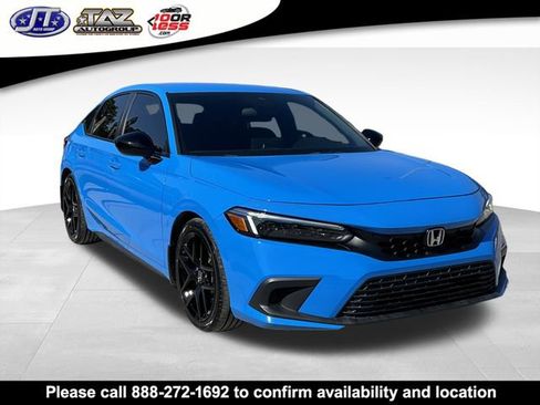 Used 2023 Honda Civic Sport image 1