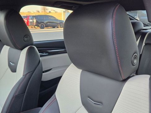 New 2026 Cadillac CT5 V w/ LPO, ONYX Package image 9