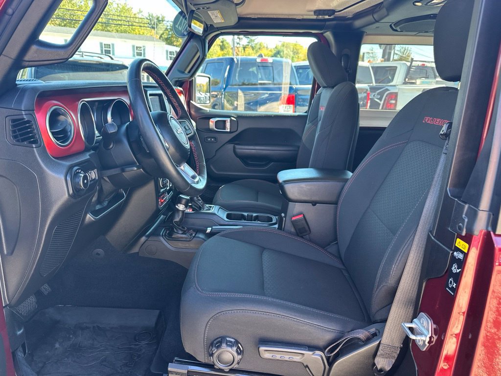 Used 2021 Jeep Wrangler Rubicon w/ Cold Weather Group AWD/4WD image 13
