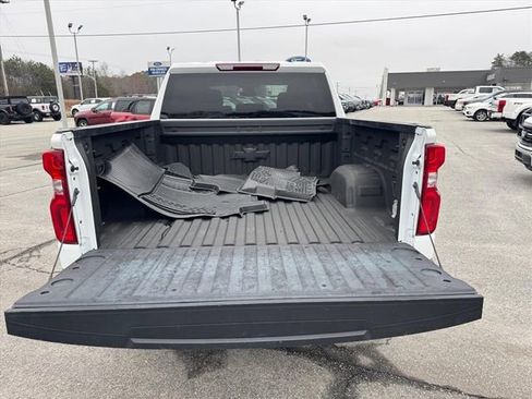Used 2024 Chevrolet Silverado 1500 LT Trail Boss w/ Protection Package image 10