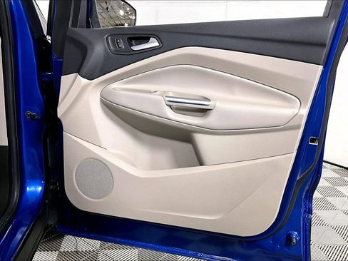 Used 2018 Ford Escape SEL image 24