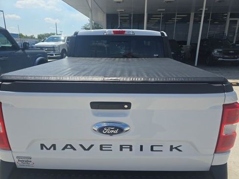 Used 2023 Ford Maverick Lariat w/ Lariat Luxury Package image 9