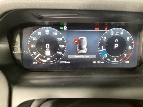 Used 2025 Land Rover Discovery Sport S AWD/4WD image 27