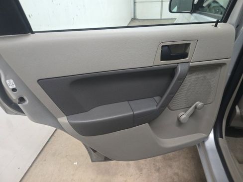 Used 2009 Ford Focus S image 10