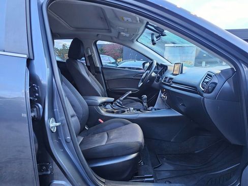 Used 2016 MAZDA MAZDA3 i Touring w/ Popular Equipment Package image 10