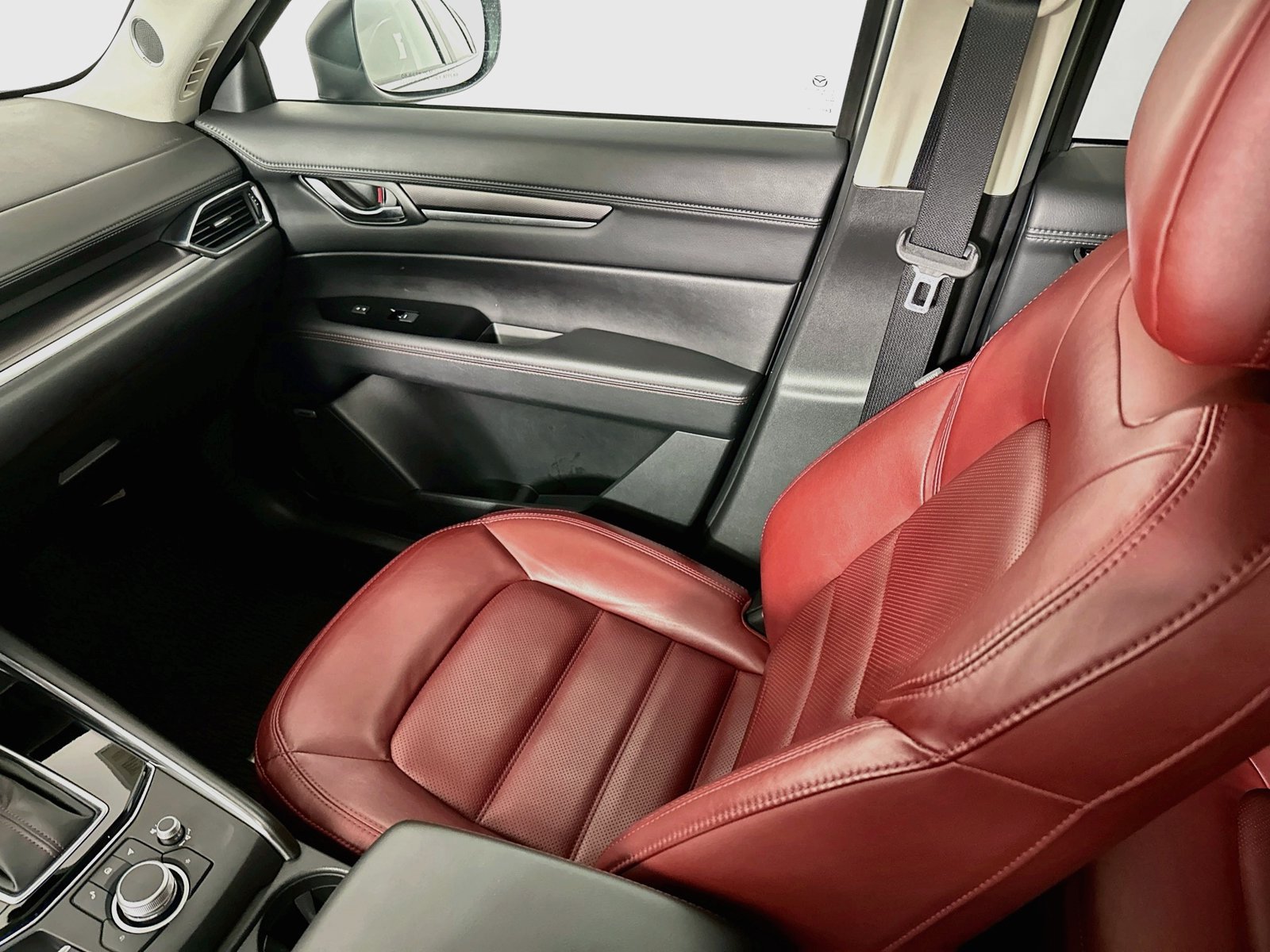Certified 2025 MAZDA CX-5 Carbon Edition AWD/4WD image 25