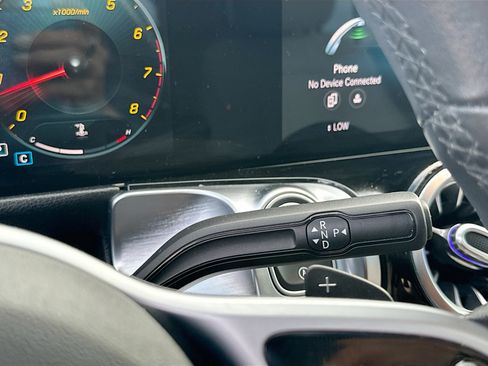 Used 2021 Mercedes-Benz GLB 250 image 16