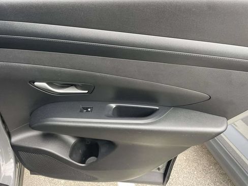 Used 2025 Hyundai Tucson SEL FWD image 11
