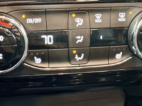 Used 2025 Chevrolet Trax ACTIV w/ Driver Confidence Package image 20