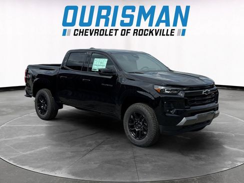 New 2026 Chevrolet Colorado Z71 w/ Midnight Edition AWD/4WD image 1