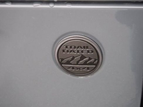 New 2026 Jeep Gladiator Sport image 5