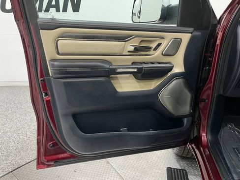 Used 2019 RAM 1500 Limited image 16