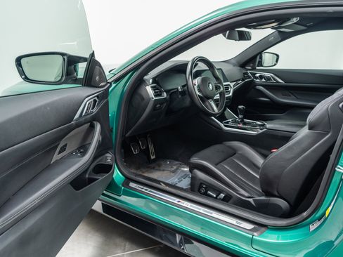 Used 2021 BMW M4 Coupe w/ Executive Package image 23