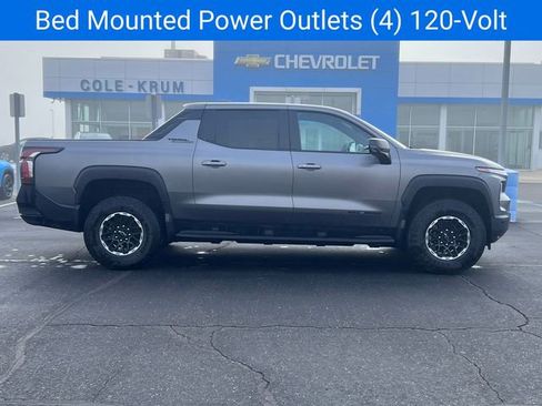 New 2026 Chevrolet Silverado EV Trail Boss w/ Premium Package AWD/4WD image 26