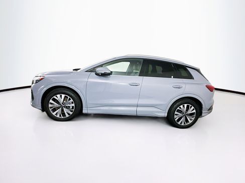 Used 2023 Audi Q4 e-tron Premium w/ Convenience Package image 4