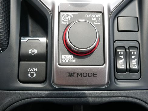 Certified 2023 Subaru Forester Limited AWD/4WD image 29