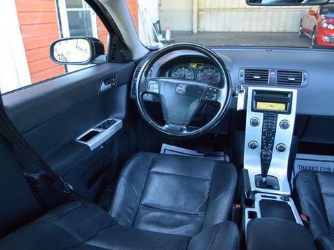 Used 2011 Volvo S40 T5 w/ Preferred Pkg image 38