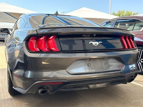 Used 2020 Ford Mustang Premium RWD image 9