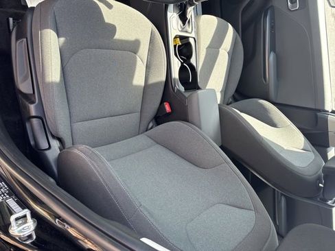 Used 2025 Kia K4 FWD image 19