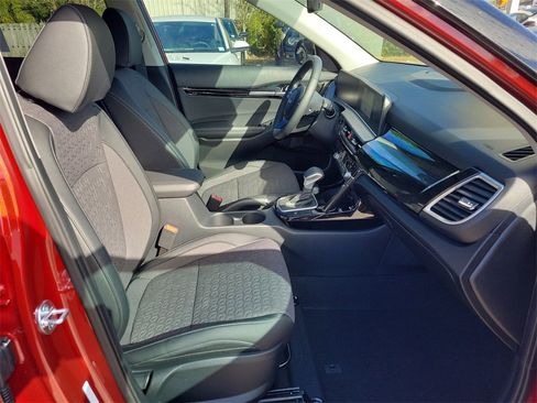 New 2026 Kia Seltos S image 7