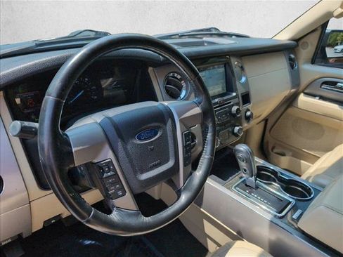 Used 2016 Ford Expedition Limited w/ Equipment Group 301A RWD image 11