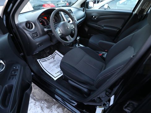 Used 2014 Nissan Versa SL w/ Tech Package image 13