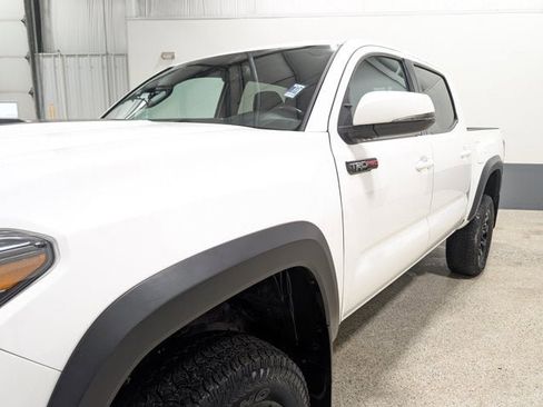 Used 2018 Toyota Tacoma TRD Pro AWD/4WD image 7