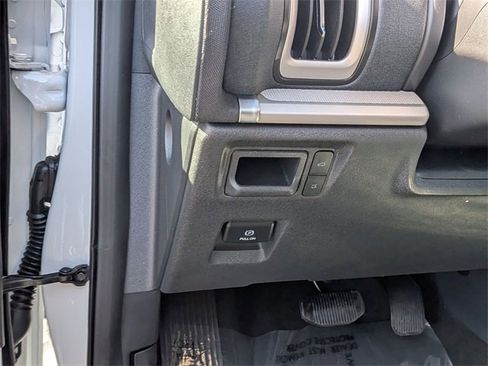 Used 2025 Ford Expedition Max Active image 17